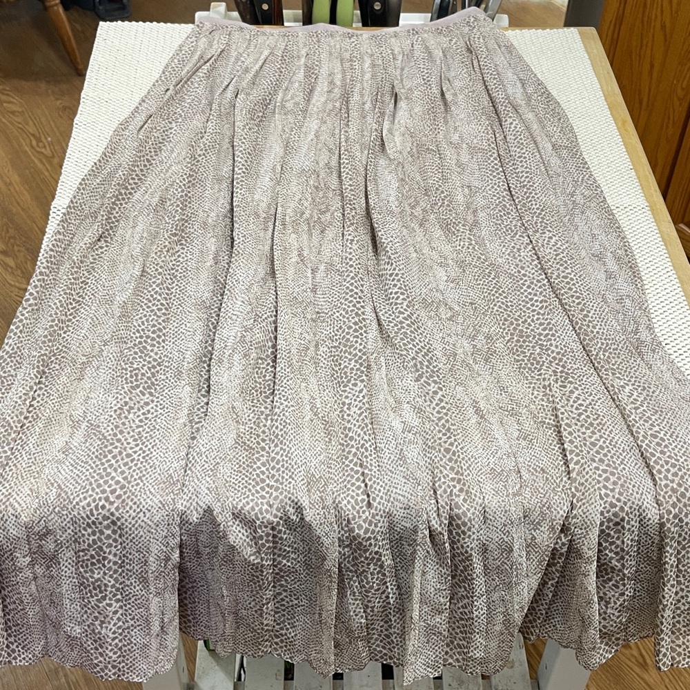 Banana Republic Snakeskin Pattern Skirt - Sz 6